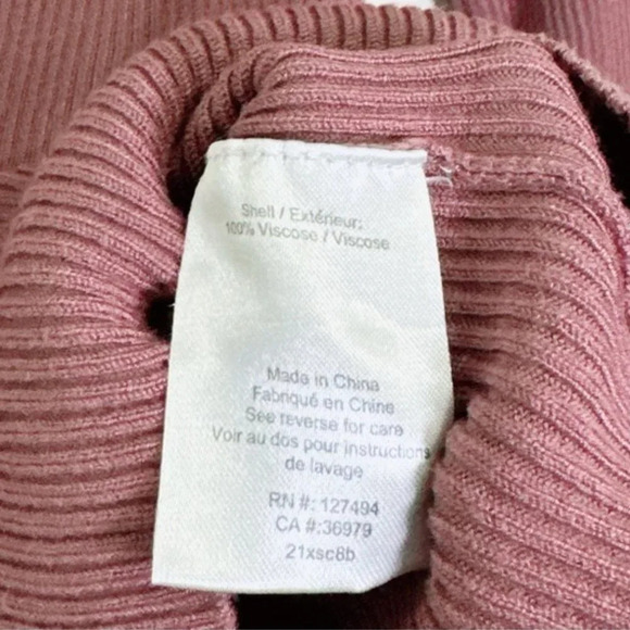 Heartloom Indra Sweater  Haltered Neck Vino Color - Picture 8 of 11